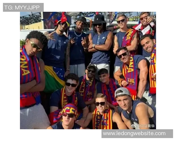 德国裁判茨瓦尔执法切尔西与阿贾克斯对决引发关注 德国裁判茨瓦尔执法切尔西与阿贾克斯对决引发关注