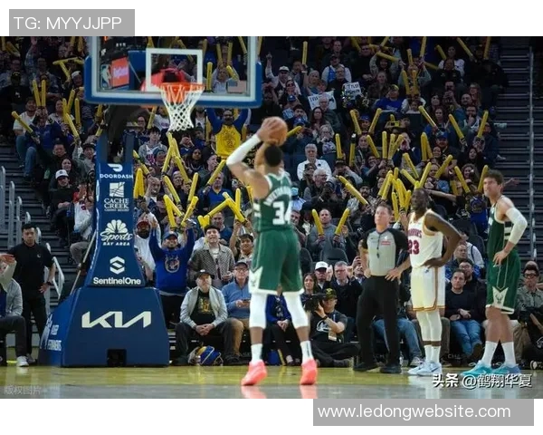 巴特勒半场表现依旧全面17分钟贡献12分2板3助2断展现实力 巴特勒半场表现依旧全面17分钟贡献12分2板3助2断展现实力